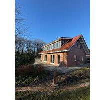 Moderne Neubau-Doppelhaushälfte (90 m²) nach KfW-70-Standard in L - Lindern (Oldenburg)