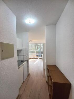 Foto - Teilmöbliertes Studio-Apartment mit Balkon