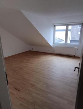 Foto - Dachgeschoßwohnung in Bornheim zur Miete