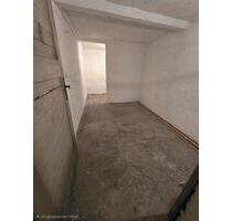 Kellerraum mit Licht und Strom Zu Vermietung OstadtList 30161 - Hannover Vahrenwald-List