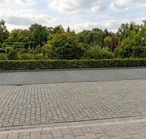 Stellplätze PKW zu vermieten - 20,00&nbsp;EUR Miete, in Bad Neustadt an der Saale (PLZ: 97616)