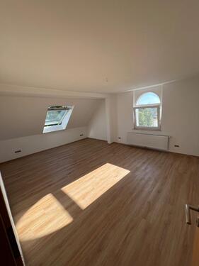 Foto - Charmante 4 Zimmer Eigentumswohnung im DG – frisch renoviert