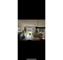 2 Zimmer Wohnung - 1.251,00&nbsp;EUR Kaltmiete, ca.&nbsp; 72,30&nbsp;m&sup2; in Bergisch Gladbach (PLZ: 51465)