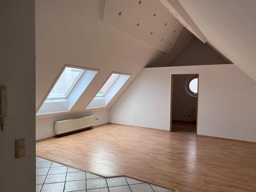 Foto - 1 Zimmer Dachgeschoßwohnung zur Miete in Delitzsch