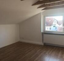Schöne helle 3-Zimmer Dachgeschosswohnung ab 1.2.2026 - Bönnigheim