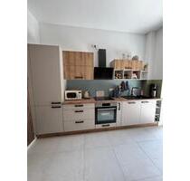 Stilvolle 3-Zimmer-Altbauwohnung, kernsaniert mit hohen Decken - Frankfurt am Main Rödelheim