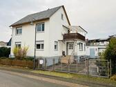 Foto - Freistehendes Einfamilien Haus mit Garten& Garage- zur Miete