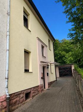 Foto - 10 Zimmer Mehrfamilienhaus, Wohnhaus zum Kaufen in Schmelz