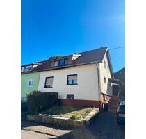 DOPPELHAUSHÄLFTE Marpingen | Sackgasse 164qm