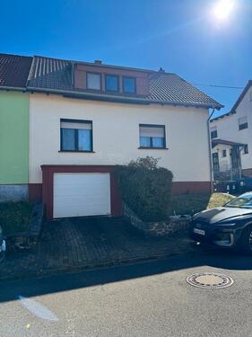 Foto - 8 Zimmer Doppelhaushälfte zum Kaufen in Marpingen