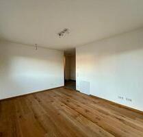 Wunderschöne Neubau 2 ZW EBK TG-Stellplatz und Balkon! - Berching