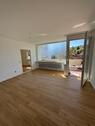 Foto - Top 4-Zimmer-Wohnung mit Kamin, Panoramafenster & großem Balkon in Obrigheim – 100 m²