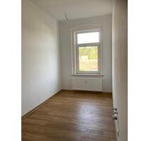 Single Wohnung mit Parkmöglichkeit am Stadtzentrum - Crimmitschau