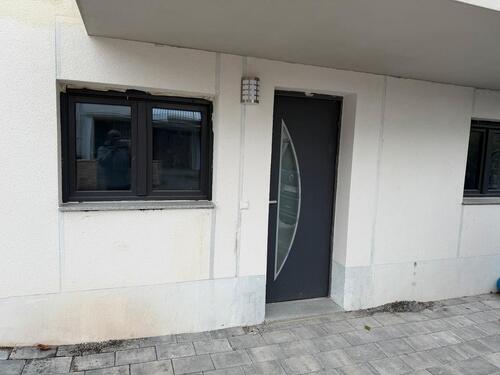 Foto - Neubau-Anliegerwohnung mit Fußbodenheizung & neuer Küche