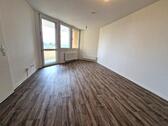 Foto - Frisch renovierte geräumige 2-Zimmer-Wohnung unweit der Jungfernheide