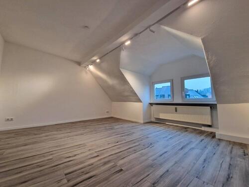 Foto - 4.5 Zimmer Dachgeschoßwohnung zur Miete in Coburg