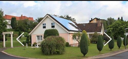 Foto - Großes Einfamilienhaus in ruhiger Lage mit schönem Garten