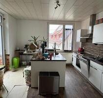 Moderne 3-Zimmer Wohnung mit Kochinsel und Balkon - Obermarchtal