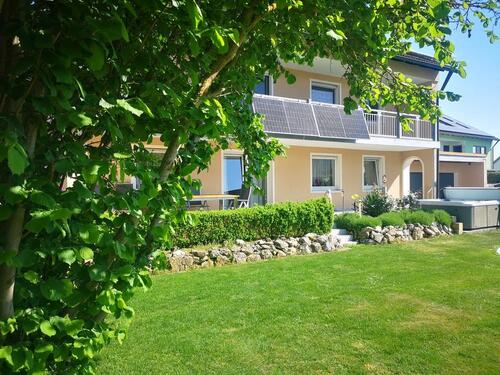 Foto - 3,5 -4 Zi. Terrassen ETW mit großem Garten in Regensburg Harting