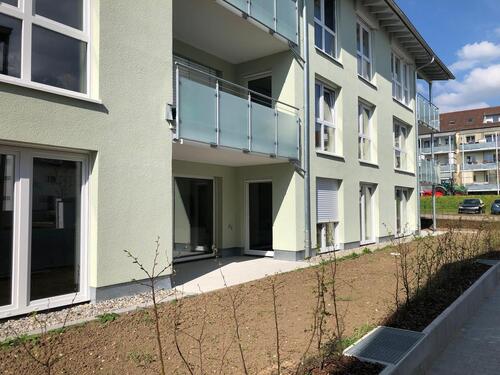 Foto - Neuwertige 2-Zi-Whg. im EG zu vermieten (mit Wohnberechtigungsschein)!