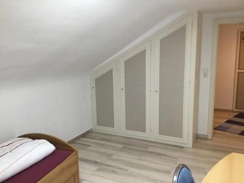 Foto - 1 Zimmer Dachgeschoßwohnung zur Miete in Schramberg