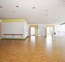 Helle Bürofläche mit Tagungsräumen und Dachterrasse in zentraler Zwickauer Lage