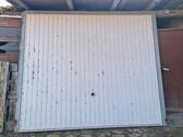 Foto - Garagen Tor mit Motor und Fernbedienung