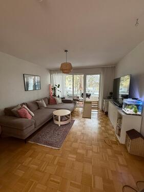 Foto - Lichtdurchflutete 4 Zimmer Wohnung am Kunigundendamm