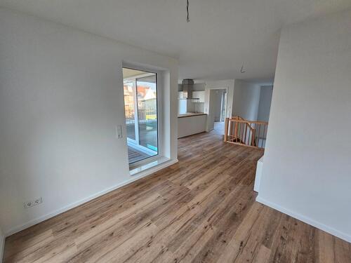 Foto - Erstbezug in Jürgensby: Familienwohnung mit 4SZ auf 2 Ebenen WBS!