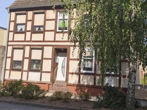 Foto - Einfamilienhaus - 149.000,00&nbsp;EUR Kaufpreis, ca.&nbsp; 144,50&nbsp;m&sup2;