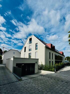 Foto - XXL-Wohnung auf 2 Ebenen: Repräsentative Dachgeschosswohnung mit Einliegerbereich