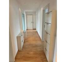 3-Zimmer-Penthousewohnung ca. 98 m² – renoviert– sofort frei - Brühl