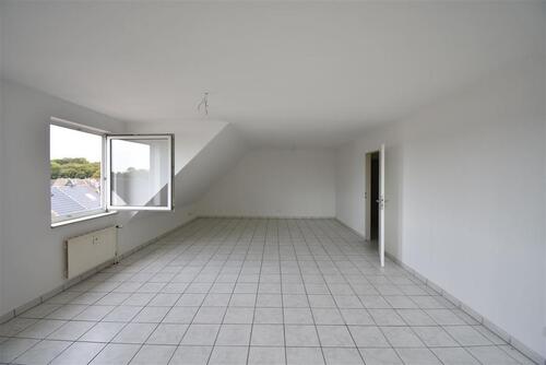 Foto - Bezugsfrei! Geräumiges Apartment in Voerde zu vermieten
