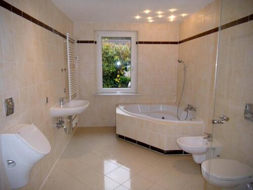 Foto - Interessante Dreiraumwohnung - 720,00&nbsp;EUR Kaltmiete, ca.&nbsp; 80,00&nbsp;m&sup2;