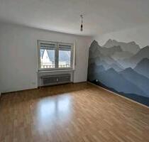 schöne 75m² Wohnung - 600,00 EUR Kaltmiete, ca.  75,00 m² in Lichtenfels (PLZ: 96215)