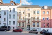 Foto - Südfriedhof: liebevoll sanierte 2-Zimmer-Altbauwohnung mit Balkon
