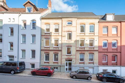 Foto - Südfriedhof: liebevoll sanierte 2-Zimmer-Altbauwohnung mit Balkon