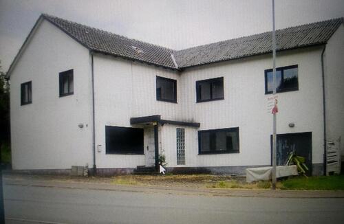 Foto - Schönes Haus mit Potenzial - 100.000,00&nbsp;EUR Kaufpreis, ca.&nbsp; 263,00&nbsp;m&sup2;