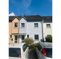 Reihenmittelhaus - 470.000,00&nbsp;EUR Kaufpreis, ca.&nbsp; 112,60&nbsp;m&sup2; in Köln (PLZ: 50997) Rodenkirchen