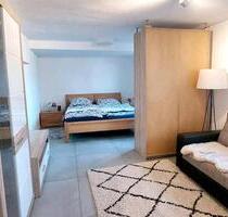 Möblierte 1-Zimmer-Wohnung im Grünen - Esslingen am Neckar Hegensberg