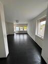 Foto - Helle 2-Zimmer-Wohnung mit eigenem Eingang &Stellplatz.