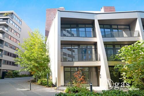 Foto - TEILGEWERBLICH MÖGLICH! Luxuriöses Townhouse mit 5 Zimmern und Dachterrasse auf über 300m² in Mitte!