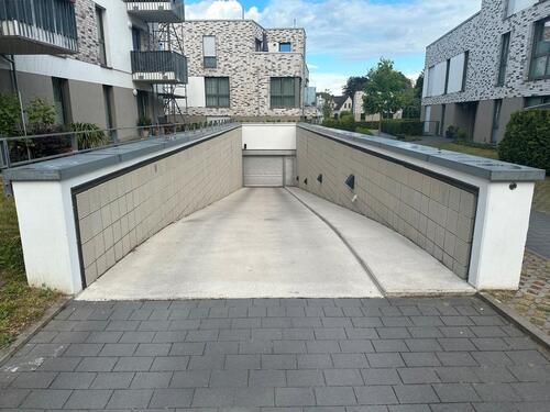 Foto - Motorradstellplatz in Tiefgarage zu vermieten; NiendorfSchnelsen
