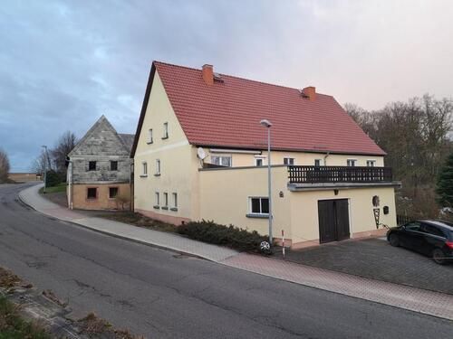 Foto - Vierseitenhof 4-Seitenhof teilmodernisiert im Raum Frankenberg