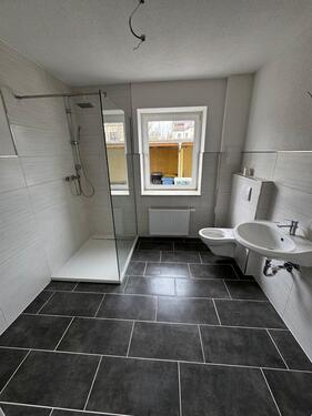 Foto - Renovierte 3 Raum Wohnung - 420,00&nbsp;EUR Kaltmiete, ca.&nbsp; 70,00&nbsp;m&sup2;