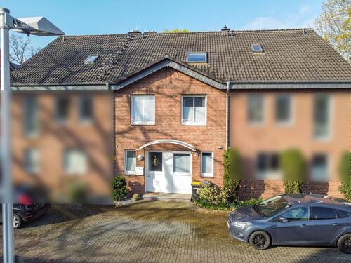 Foto - RMH Monheim 133qm Wfl m. Kamin, Terrasse, Garten, Rheinblick