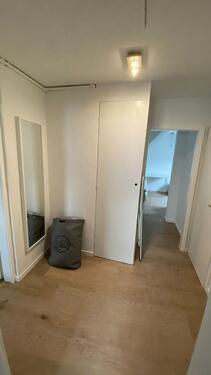 Foto - möblierte 2,5-Zimmer DG-Wohnung in Stuttgart-Untertürkheim