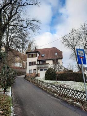 Foto - freistehendes Einfamilienhaus mit Garage
