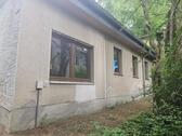 Foto - Waldgrundstück mit Bürogebäude in sehr ruhiger Lage
