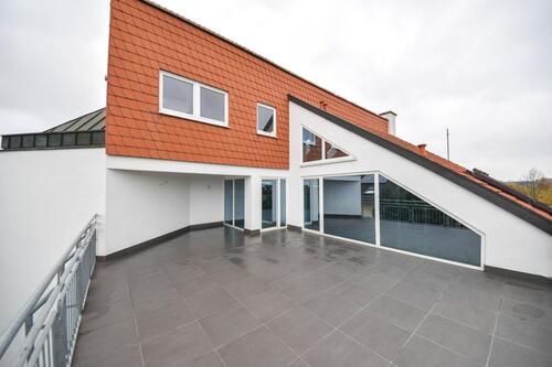 Foto - DIETZ: Moderne und lichtdurchflutete Büroetage im 2. Obergeschoss mit über 40m² großen Dachterrasse!